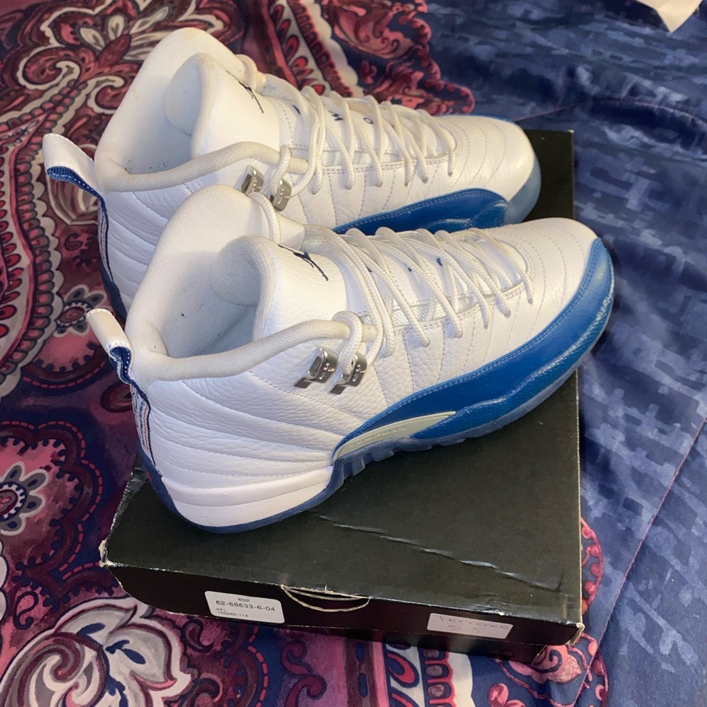 Air Jordan 12 “French Blue” - Picture 2 of 5
